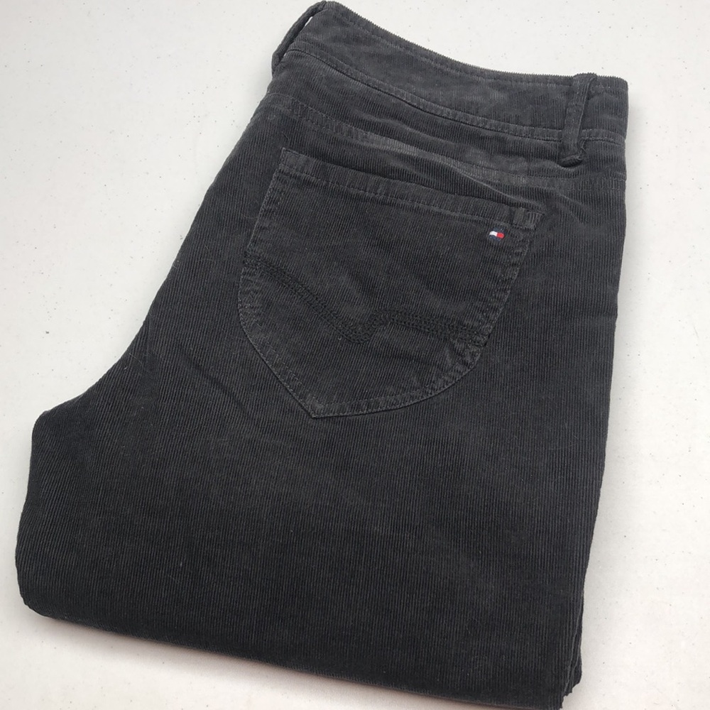 PREMIUM TOMMY HILFIGER BLACK BELL BOTTOM CORDS 8/29x32 ⭐️